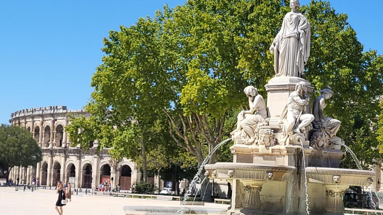 Square Hotel Nîmes Exterior foto